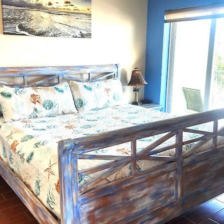 Sunset Sands From Oasis Getaways St. Pete Beach Extérieur photo