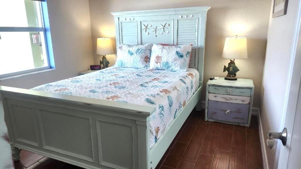 Sunset Sands From Oasis Getaways St. Pete Beach Extérieur photo